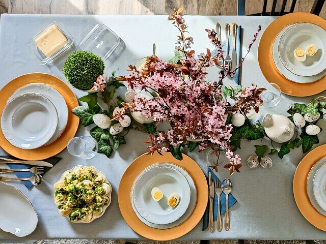 Porcelana wielkanocna - jak dobrać zastawę na świąteczne śniadanie?